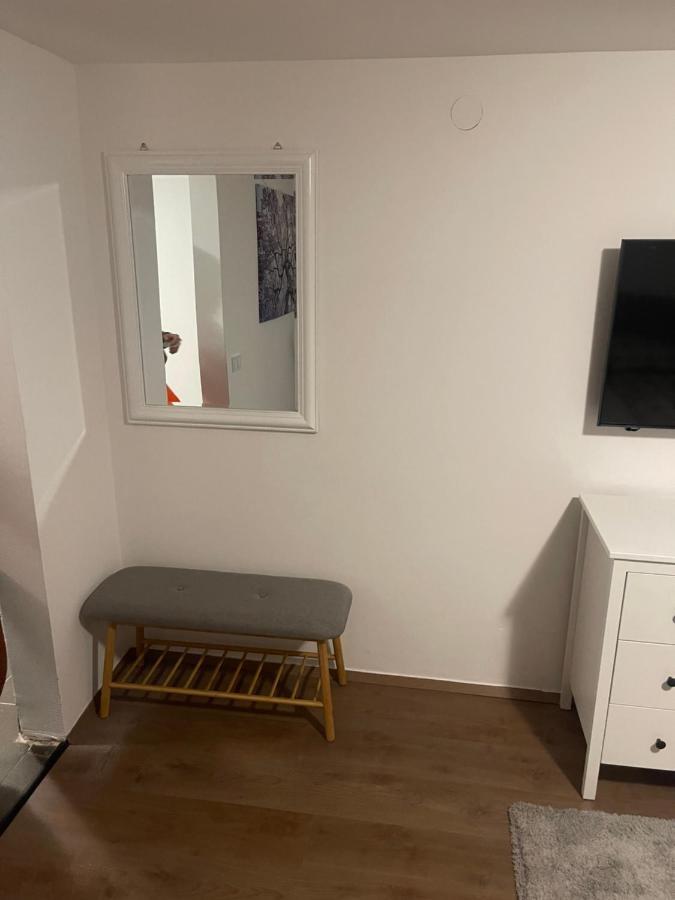 Malibu Apartman Miskolc Exterior foto
